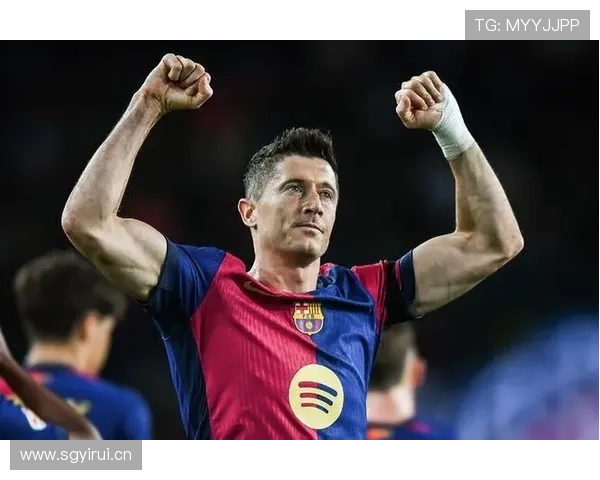 莱万与本泽马：终结集中度分化，体系依赖路径偏移